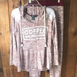 Miss Chievous Pajama Size L Red Coffee Theme Hooded 2 Piece Roll Tab Sleeve